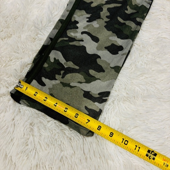 Lucky Brand Green Camo Print Super Soft Pajama PJ Lounge Pants Medium - Picture 4 of 11